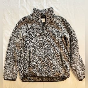 Very soft mid zip sweater. In excellent condition!